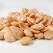 Spanish Marcona Almonds - Fried and Salted - 1 x 1 lb
