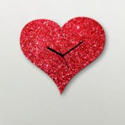 Crysto Simply Glitter Heart Red Wall Clock CR726DE12AKPINDFUR