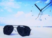 Zeeshaan Beach Sun Glasses Analog Wall Clock