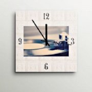 ArtEdge Vintage Record Player Wall Clock