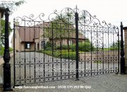 Cổng biệt thự sân vườn sắt rèn nghệ thuật SRNT-CSR015