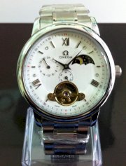 Đồng hồ đeo tay Omega Automatic
