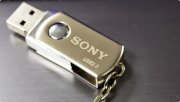 USB memory Usb Sony 4GB xoay móc khóa