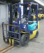 Xe nâng dầu KOMATSU FD15T-16