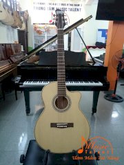 Guitar acoustic J130 EQ