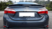 Đuôi cá xe Toyota Altis 2015