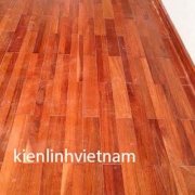 Sàn gỗ Căm xe  Lào sơn UV Kiên Linh 15x92x600mm