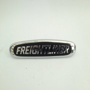 Mạc logo xe đầu kéo Freightliner 22-57546-000