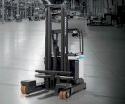 Xe nâng điện ngồi lái UniCarriers ULS 120