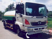 Xe Hino xitec tưới nước 6m3