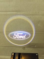 Đèn chiếu logo FORD