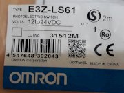 Cảm biến quang Omron E3ZLS61-2M
