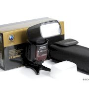 Đèn Flash Triopo 586 for Canon/Nikon