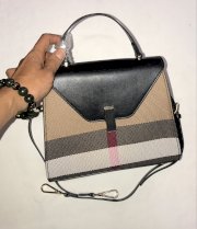 Túi xách Burberry London năm 2017 MS 6668-1