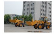 Máy xúc lật KangHong ZL16S gầu 0,8 m3