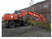 Máy xúc bánh lốp HITACHI ZX160