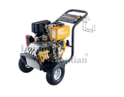 Máy rửa xe chạy dầu Diesel Lutian 18D35A