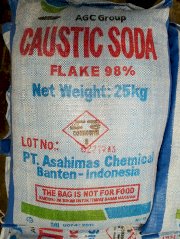 Caustic soda flakes  98%