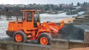 Máy xúc lật Doosan SD200N