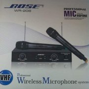 Microphone  Bose  208
