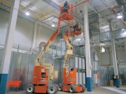 Xe nâng người gấp khúc JLG E300AJ