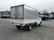 Xe tải Thaco Towner 990 thùng mui bạt màu trắng và xanh