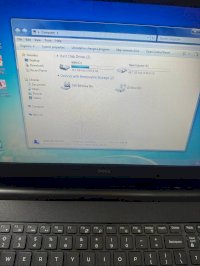 3Tr2 Laptop Dell 15.6, Bàn Phím Số Riêng Biệt, Ngoại Hình Mỏng, Rất Đẹp.