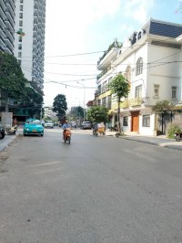 Siêu Phẩm Tây Hồ, Mặt Phố Xuân Diệu, View Hồ Tây, 70M X 5T X Mt 5.4M. Giá 28 Tỷ.