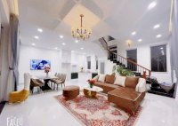 Cần Bán Villa View Nhà Lồng Cực Chill Đường Trịnh Hoài Đức, Đà Lạt