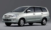 Thuê xe 8 chỗ Innova đời 2007 phục vụ cưới hỏi