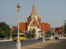 Cambodia - Cung điện hoàng gia - chùa Bạc-Vàng - khởi hành bằng đường bộ 2 ngày 1 đêm
