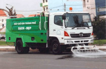 Xe phun nước rửa đường Hino - Samco SE7