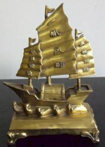 Thuyền vàng( nhỏ) MN42