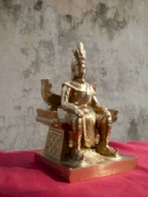 Kim tượng quốc tổ Hùng Vương TT002