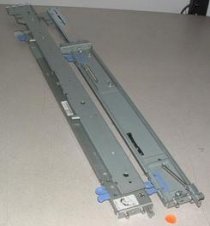IBM xSeries 345 2 RU Server complete rail Kit