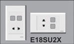 Ổ cắm đơn 2 chấu 16A với 2 lỗ vuông và viền đơn trắng E18S2UX