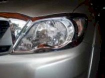 Viền đèn trước dành cho xe Toyota Hilux