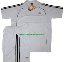 Bộ quần áo bóng đá có cổ ko logo trắng KC041