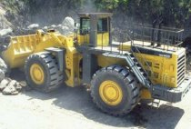 Máy xúc lật Komatsu - WA 900 