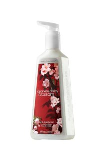 Nước rửa tay khô Japanese Cherry Blossom - Bath & Body Works (236ml)