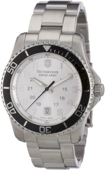 Victorinox Swiss Army Men's 241437 Maverick GS Stainless Steel Silver Dial Watch