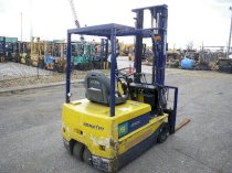 Xe nâng động cơ điện 3 bánh KOMATSU FB15M-3