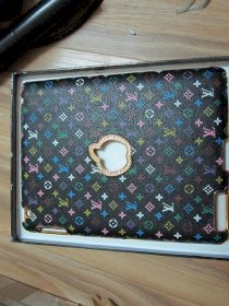 Nắp lưng Ipad louis Vuitton