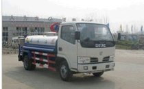 Xe tưới nước rửa đường Dongfeng CLW5050GSS3 3 khối