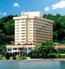 HaLong Plaza Hotel & Syrena Cruises