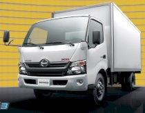 Xe tải thùng Hino XZU720L-HKFRL3