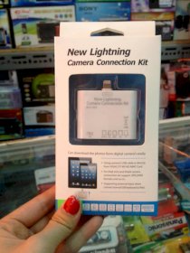 Lighting camera connection kit