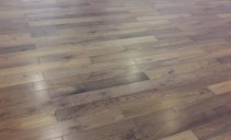 Sàn gỗ ÓC Chó HTW 18x120x900mm
