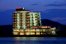 Khách sạn River Hà Tiên