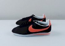 Nike Classic Cortez Men's Nylon Running Shoe Size 9.5 NEW